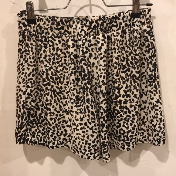 ASTR Cheetah Shorts - Picture 2 of 2